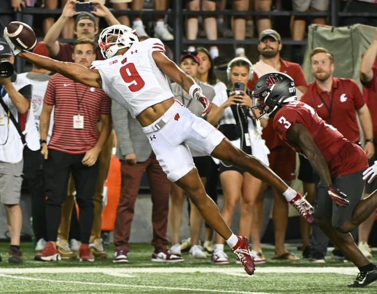 Wisconsin Football: Pro Football Focus provides offensive snap counts for  Badgers