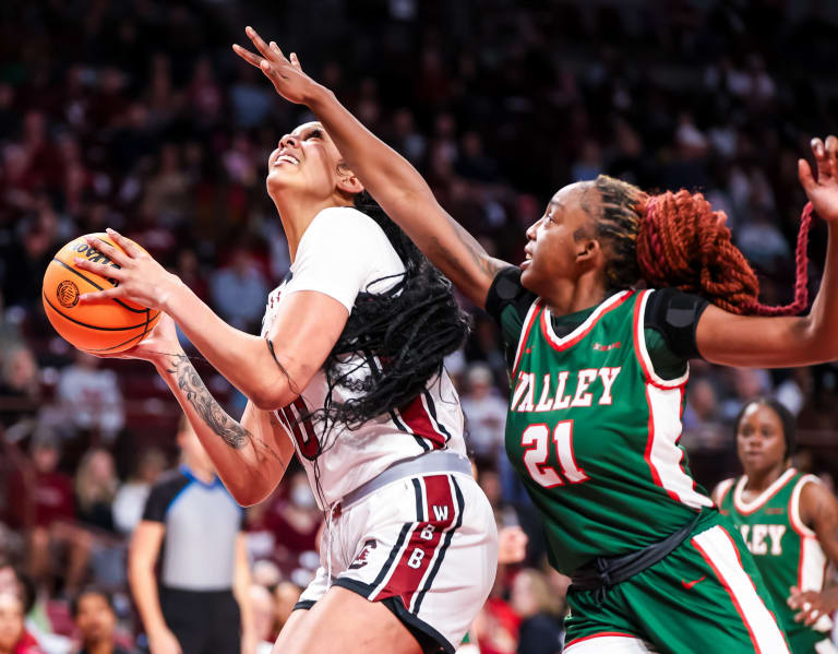South Carolina Women’s Basketball Dominates Mississippi Valley State, Improves to 5-0
