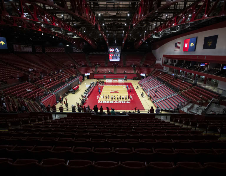 Three takes from No. 6 Nebraska volleyball falling to No. 11 Minnesota ...