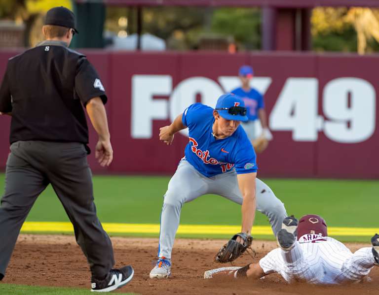 Offense goes cold, FSU baseball suffers first 2025 loss vs. Florida