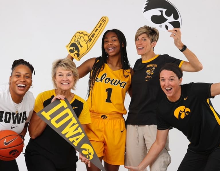 Go Iowa Awesome  –  Iowa WBB Class of 2025 Top Targets