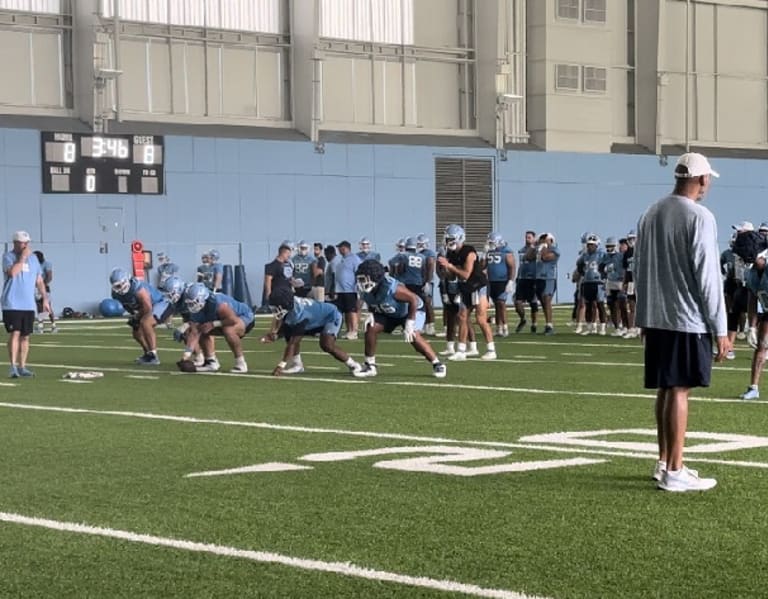 Travis Scott visits UNC Basketball team