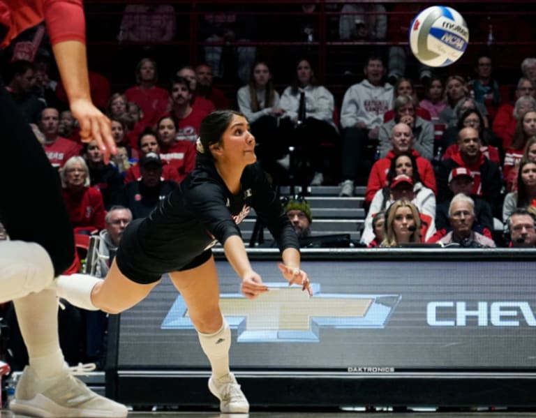 Nebraska Volleyball: Huskers Rebound From First Loss, Defeat Minnesota ...