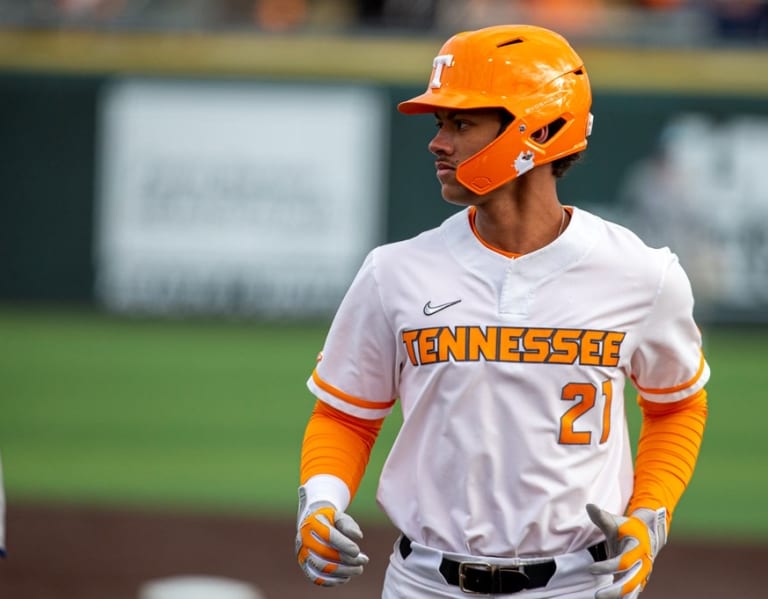 Tennessee baseball pitcher Ben Joyce throws 103 mph vs UNC Asheville