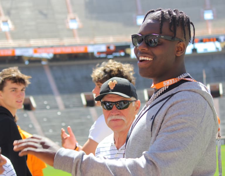 2025 5-star OL David Sanders Jr. Taking Another Visit To Tennessee ...