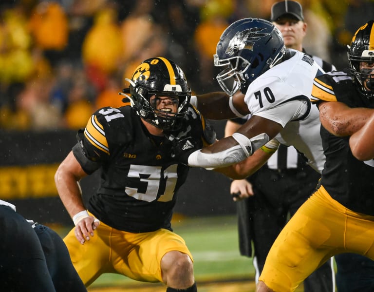 Iowa Football: Hawkeyes grading out as one of PFF's top defenses