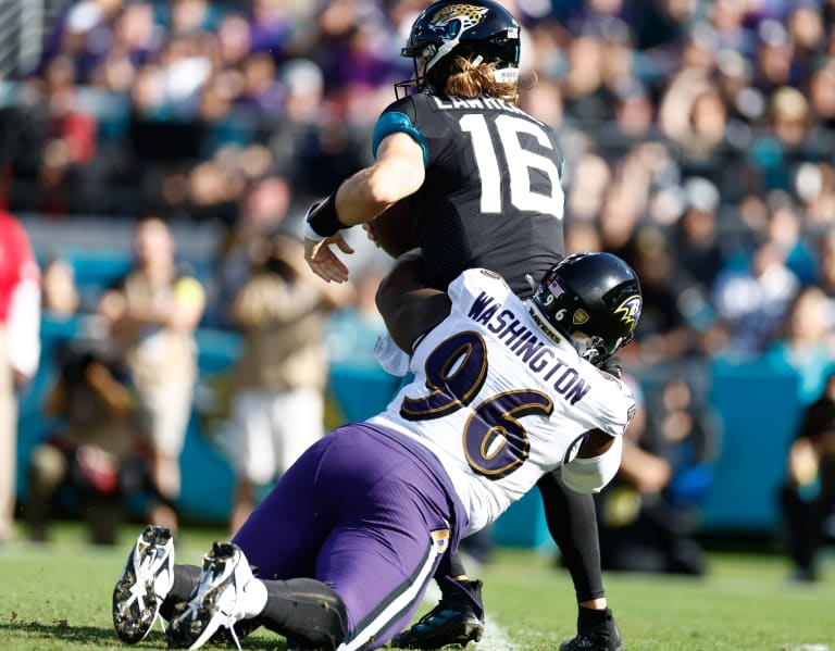 Baltimore Ravens defensive tackle Broderick Washington (96) sacks