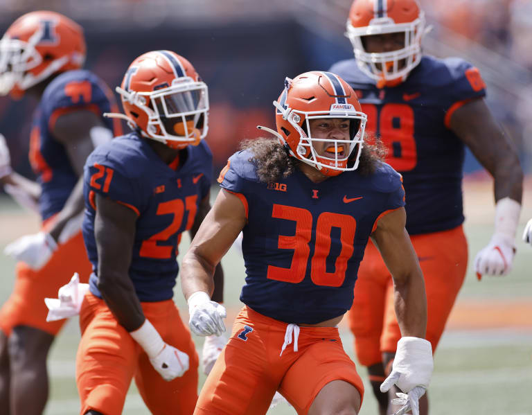 Illinois Football: Pro Football Focus gives Tarique Barnes high grade