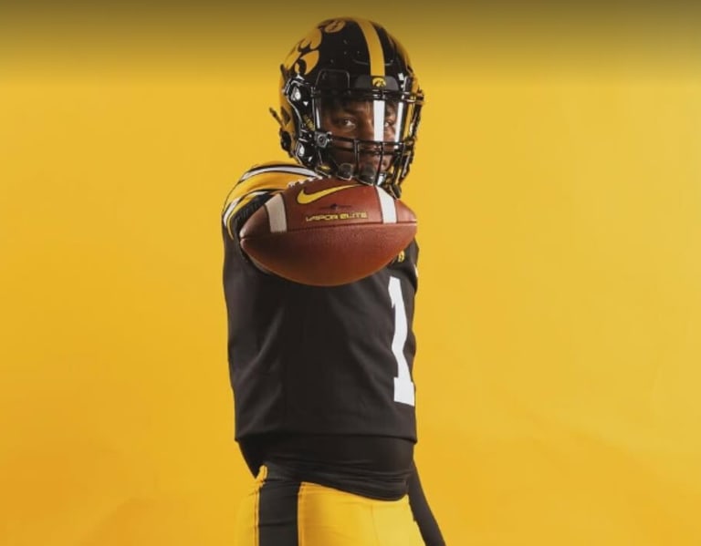 Fresh Dough: Iowa Signs Three 2025 Defensive Backs