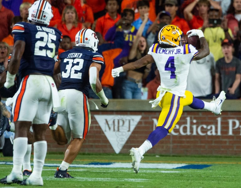 LSU Football's Focus Remains on Finishing 2020 Right Way Despite