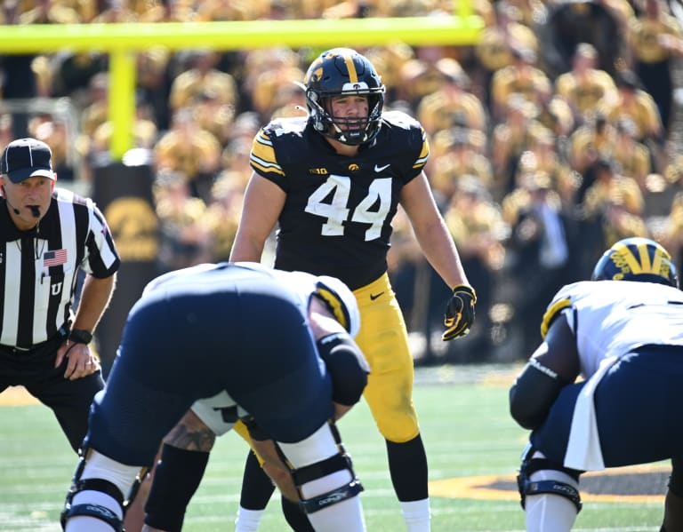 pro-football-focus-grades-iowa-defense-hawkeye-beacon-iowa-hawkeyes
