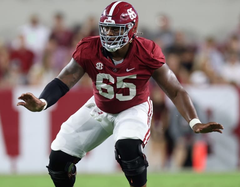 Alabama's Leatherwood wins Outland Trophy