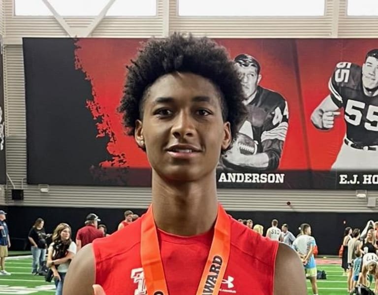 2025 Richland WR Xavier Johnson earns first offer from Texas Tech