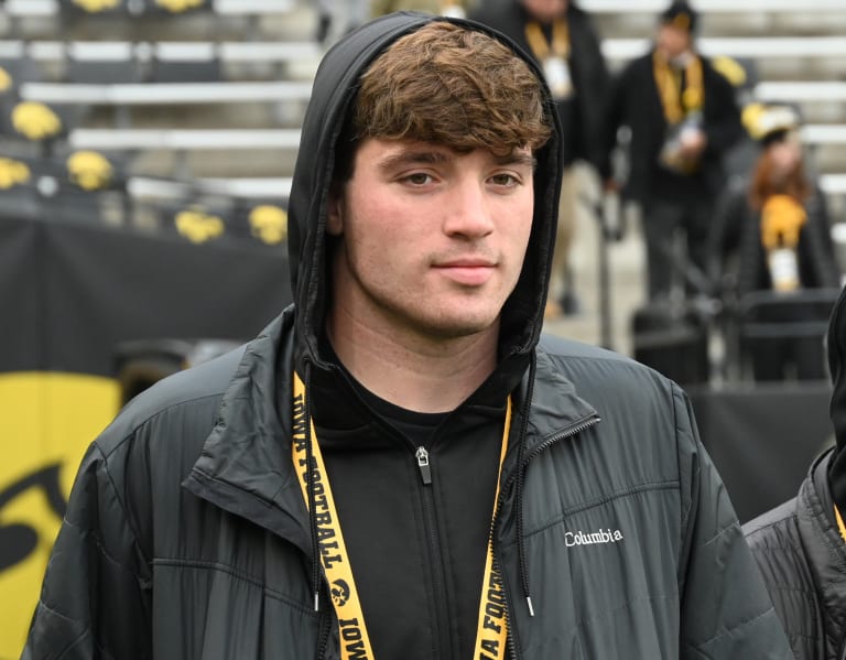 Ready to report: Addison Ostrenga - Hawkeye Beacon: Iowa Hawkeyes ...