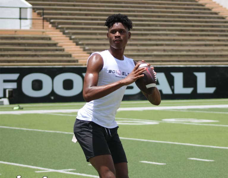 WATCH 2025 Fourstar Mississippi QB Deuce Knight On Display In Atlanta