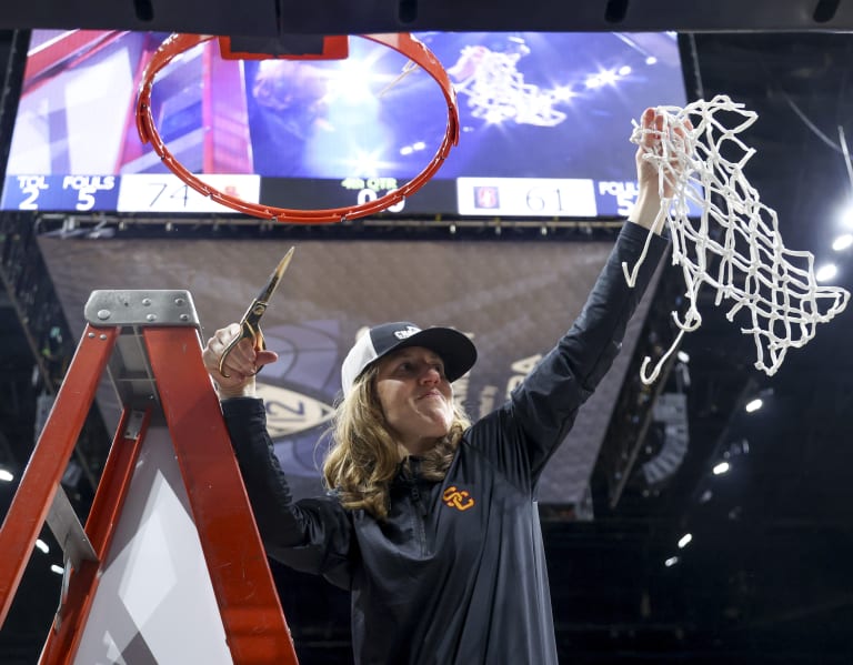 USC extends women’s basketball coach Lindsay Gottlieb through 2029-30