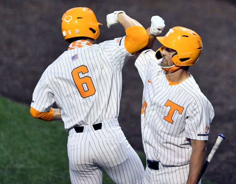 No. 11 LSU blows past La. Tech in midweek matchup