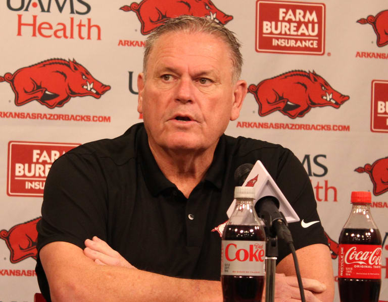 WATCH Sam Pittman previews start Arkansas Razorbacks football spring