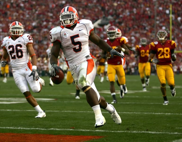 CHAMPAIGN, IL - SEPTEMBER 16: Illinois Fighting Illini Quarterback