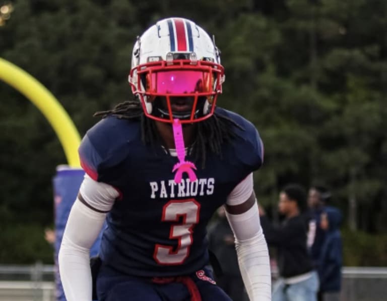 NC State locks in official visit with DB Dana Greenhow