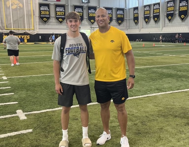 Go Iowa Awesome  –  Iowa Adding Punter Depth with JUCO Walk-On