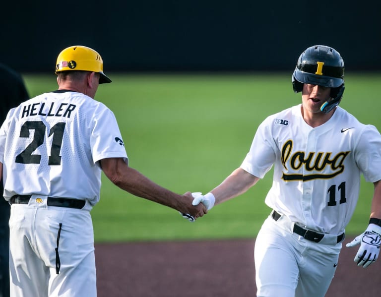 Iowa baseball team begins Big Ten Conference play