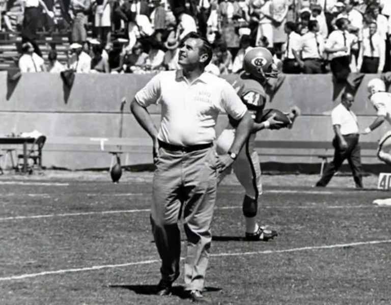 Statues, Busts & Plaques: UNC's football coaches Statues, Busts & Plaques: UNC's football coaches