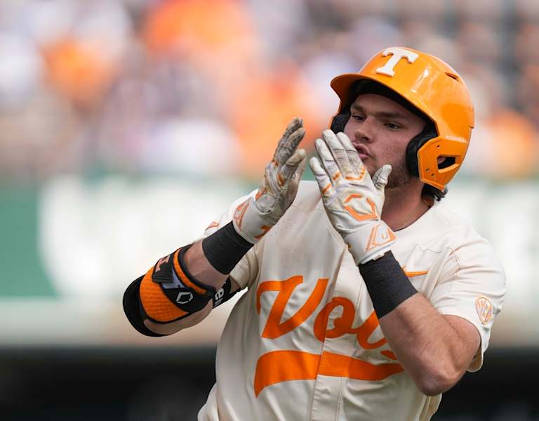 Tennessee takes No. 1 spot in D1Baseball Top 25