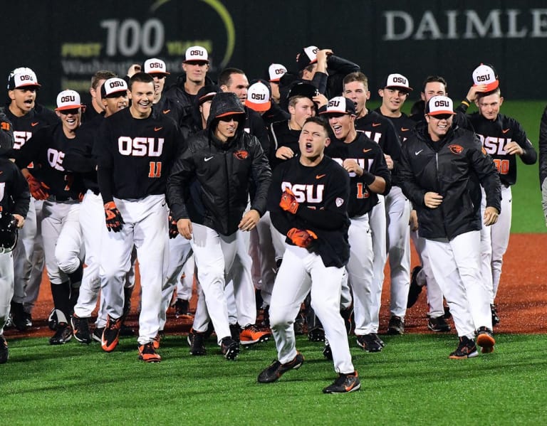 SWEEP! No. 1 Oregon State takes down No. 9 Arizona BeaversEdge