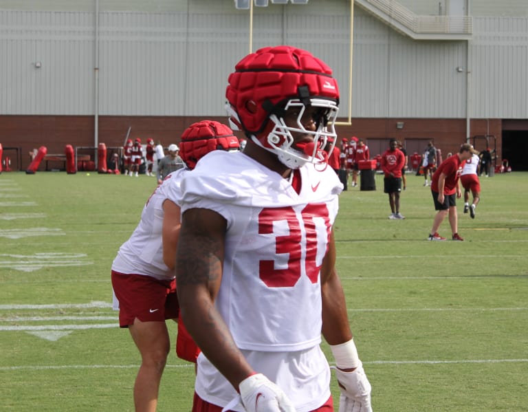 HawgBeat  –  Arkansas Fall Camp Notebook: Takeaways from practice No. 2