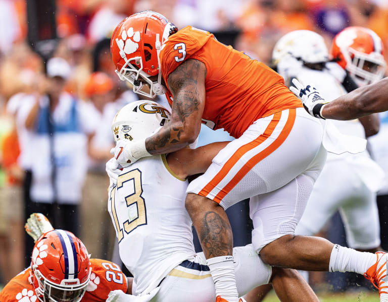 No. 6 Clemson holds on for 148 win over Ga. Tech TigerIllustrated