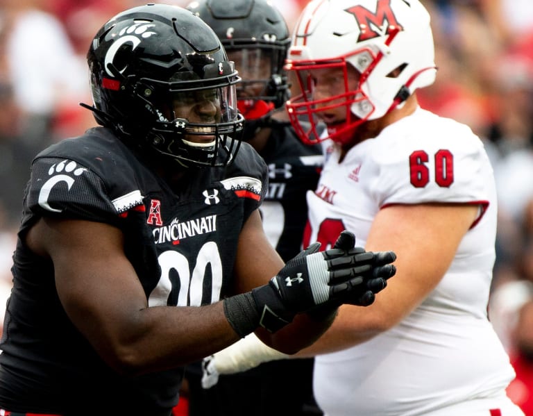 Giants draft Cincinnati LB Darrian Beavers with 182nd pick