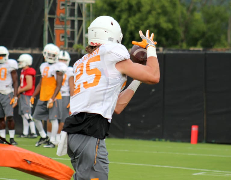 Vols' Josh Smith 'knocking the rust off' after injury layoff