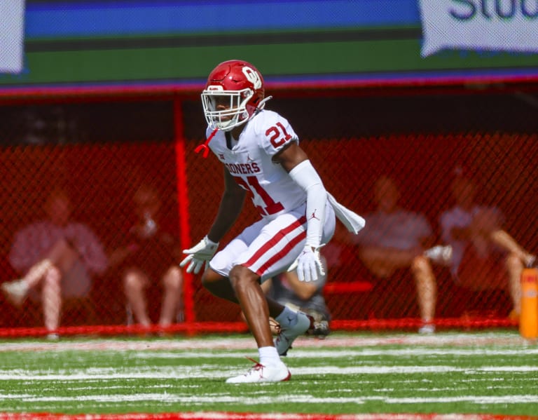 Transfer Tracker: Oklahoma DB Kendall Dennis to South Florida - Rivals  Transfer Portal