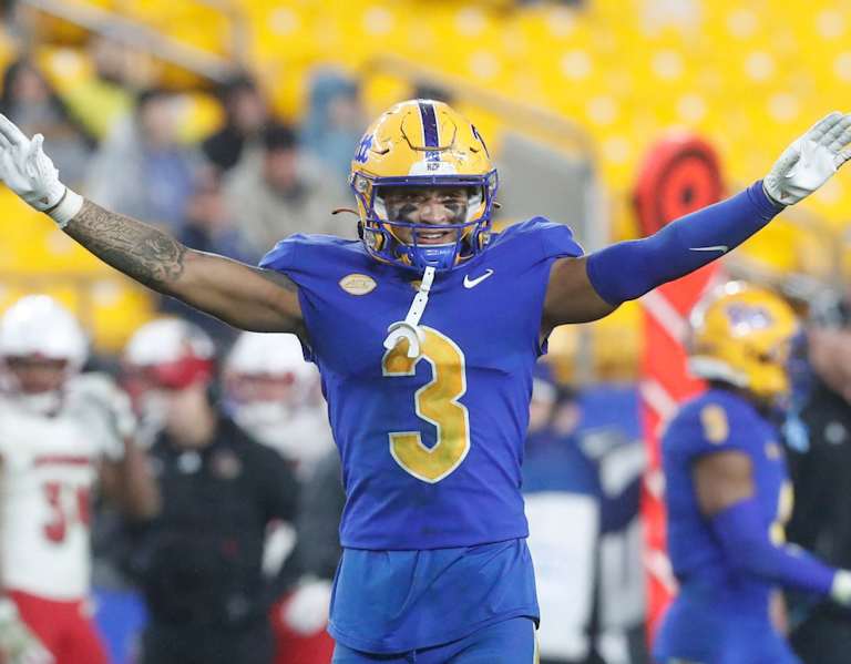 Donovan McMillon calls playing for Pitt 'Best decision I've ever made'