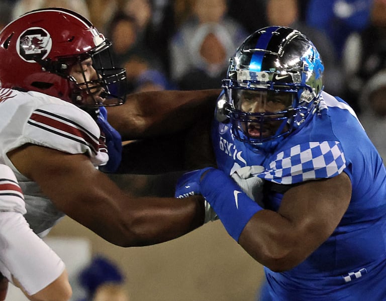 PHOTO GALLERY: South Carolina at Kentucky football