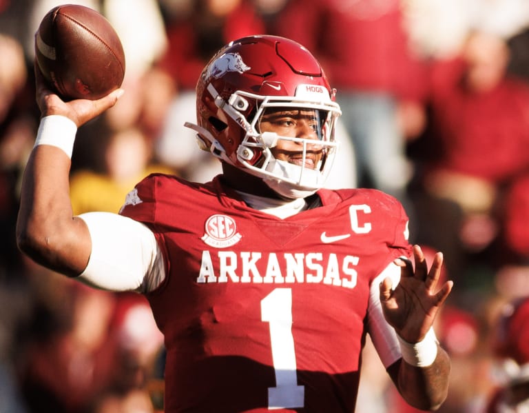 HawgBeat  –  Arkansas QB KJ Jefferson enters transfer portal