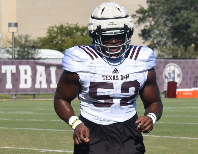 30 players, 30 days: Madubuike sets the tone on defense - AggieYell