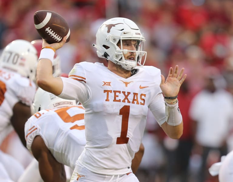 Texas quarterback Hudson Card intends to enter the transfer portal ...