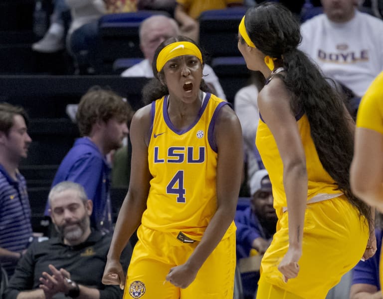 Sights And Sounds Lsu Wbb Vs Queens 