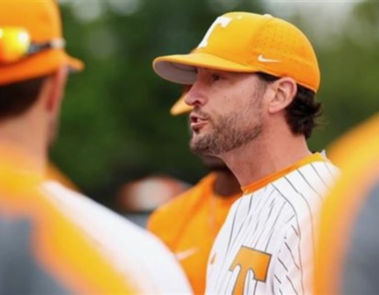 Tony Vitello to return to Tennessee baseball after serving suspension -  VolReport