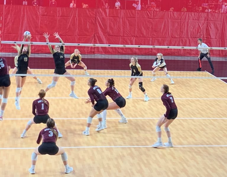 Two Husker volleyball commits advance in Nebraska State tournament