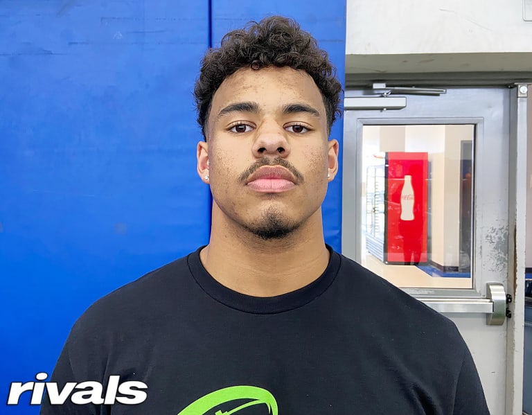 2025 fourstar instate tight end Eli Owens talks Tennessee connection