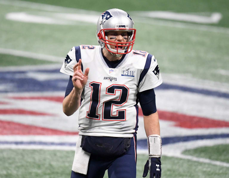 Hungry' Tom Brady officially signs with Buccaneers - ESPN