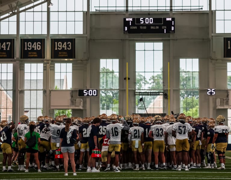 Q&A: Mike Golic Sr. and Jr. talk new show, Notre Dame and NFL Week 1