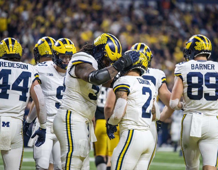 Blake Corum ties Michigan career rushing record Maize BlueReview