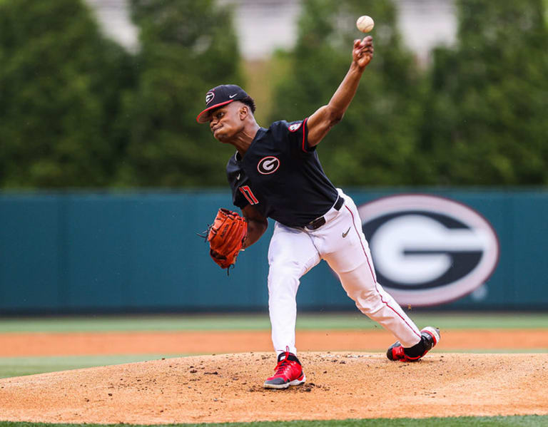 Georgia hosts No. 5 Arkansas without two of its key pitchers