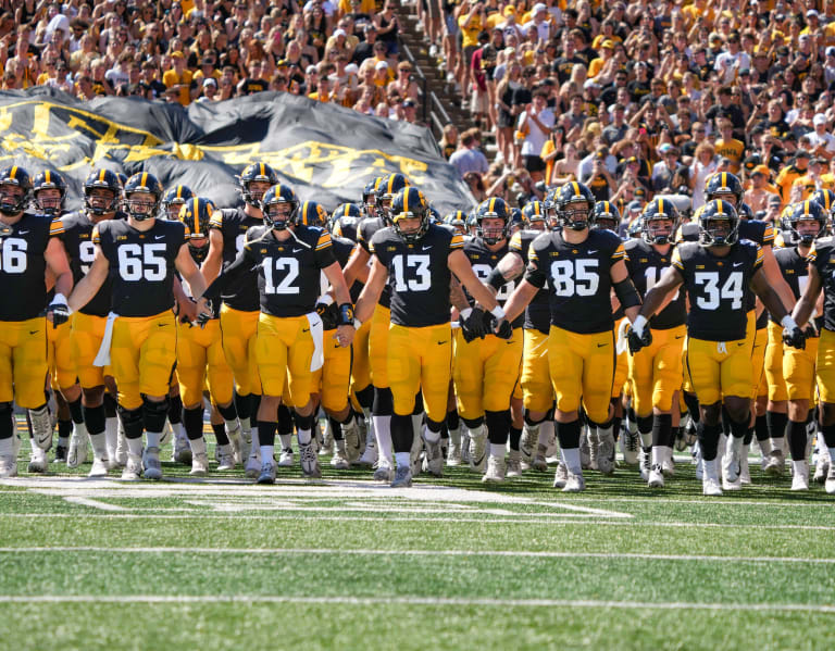 Go Iowa Awesome  –  PREVIEW: Iowa vs Western Michigan