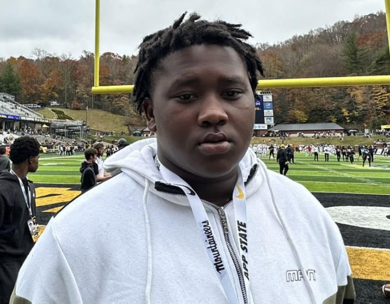 South Carolina Continues To Build The 2025 OL Class With Shedrick ...