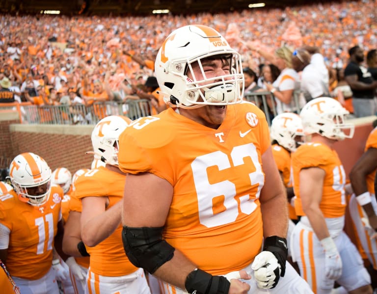 Projecting Tennessee football's depth chart ahead of the 2023 season